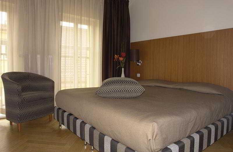 Emporio Prague Apartments Room photo